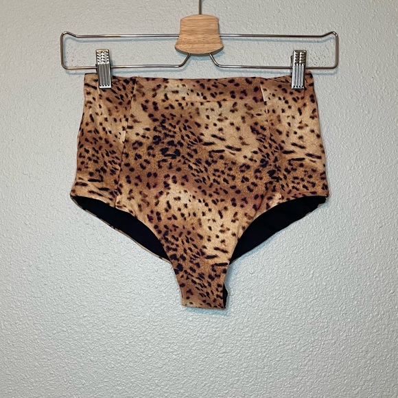 SOFIA by ViX Other - Sofia by Vix hot pant bikini bottoms